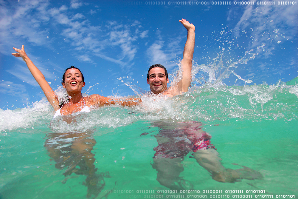 kiwi swiming 2 people 1