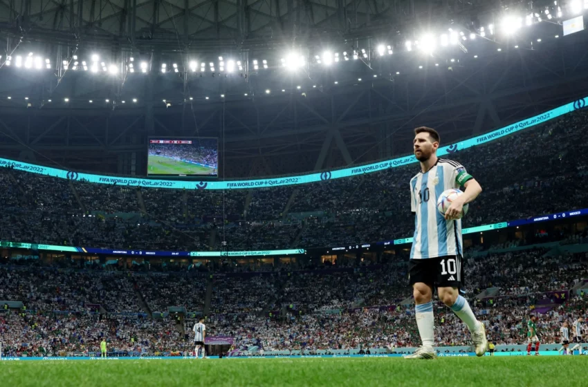  During the World Cup, Messi eliminated six defenders with a flawless pass.